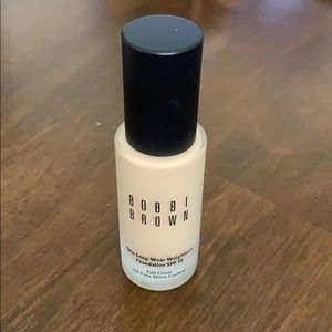 Bobbi Brown Foundation